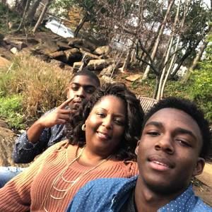 Meet your Posher, Tina